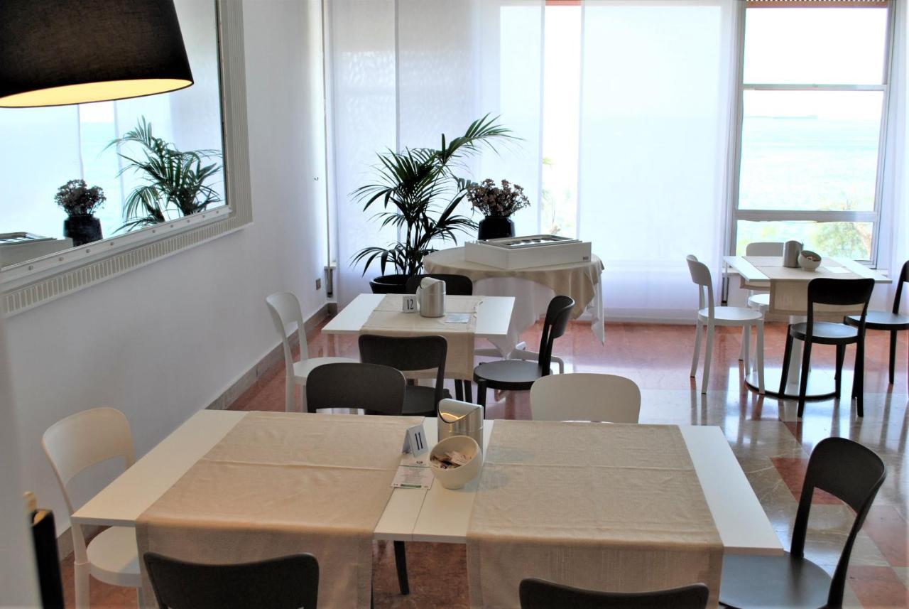 Park Hotel Mar Grande Tarente Buitenkant foto