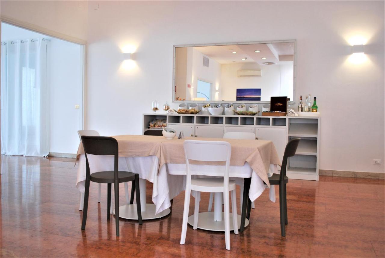 Park Hotel Mar Grande Tarente Buitenkant foto