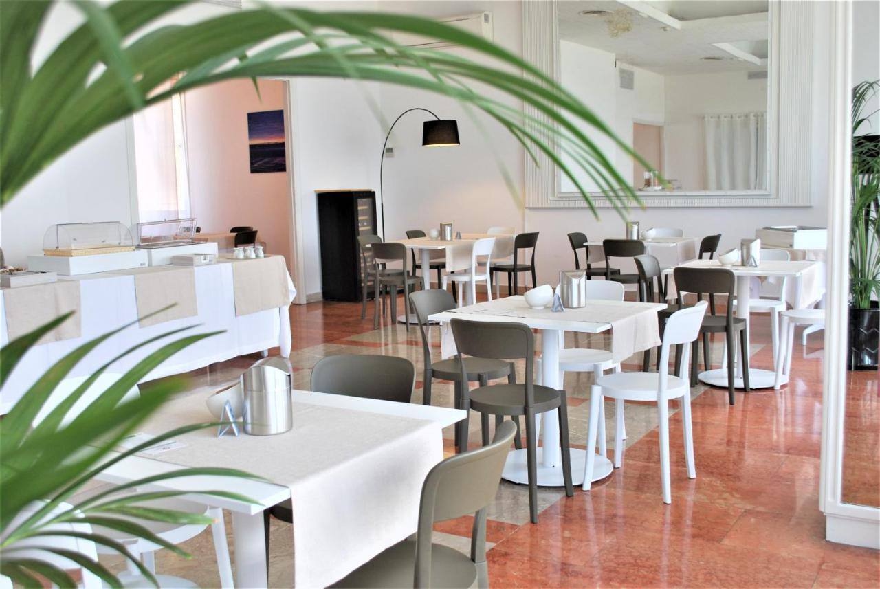 Park Hotel Mar Grande Tarente Buitenkant foto