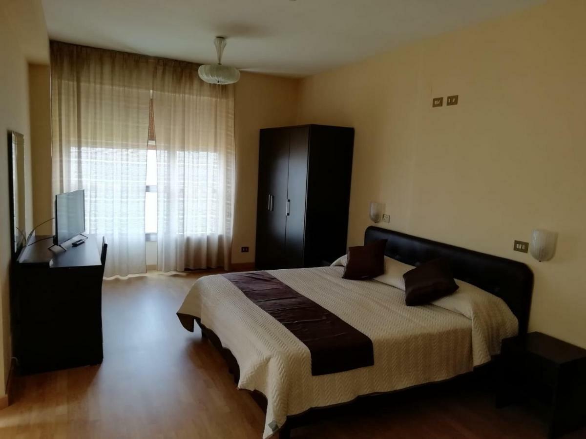 Park Hotel Mar Grande Tarente Buitenkant foto